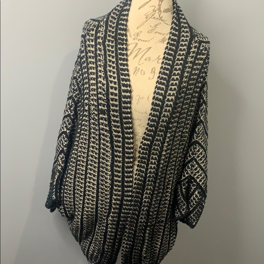 Reselling oversized sweater